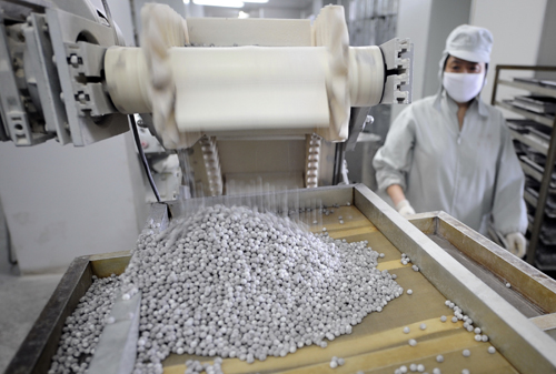 乳品皮帶輸送線灌裝機配件如何提高生產(chǎn)效率