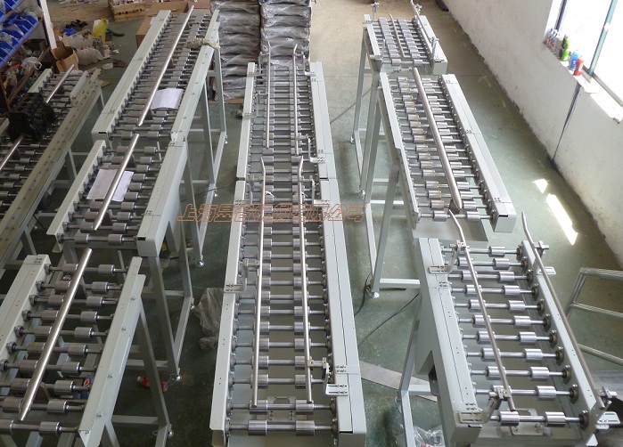 果汁滾筒輸送機在生產中的用途