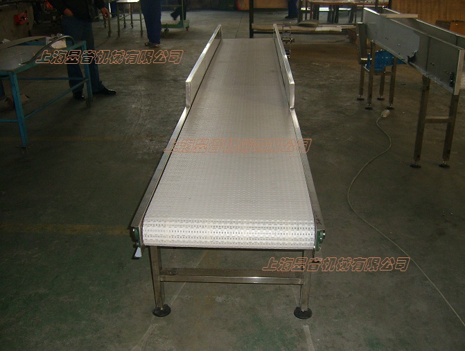 轉彎網(wǎng)帶輸送機運行超載應如何避免發(fā)生故障