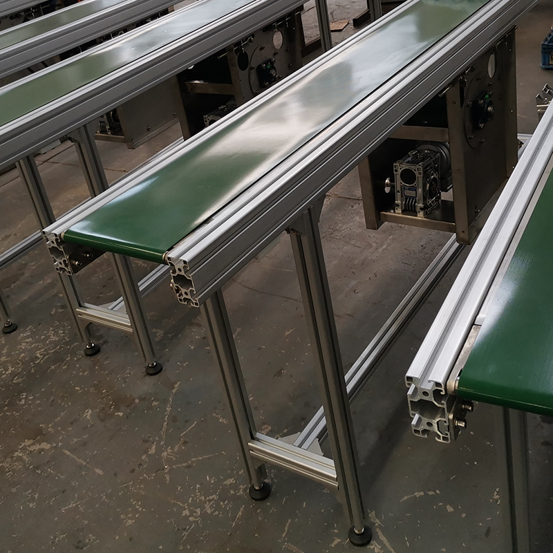 皮帶輸送機(jī)滾筒清掃器的組成結(jié)構(gòu)及特點